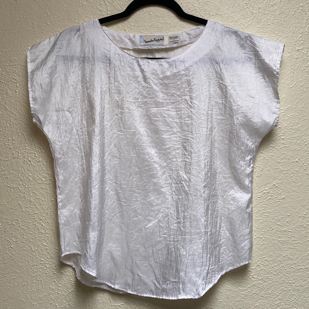 Vintage Diane Von Furstenberg white top size S